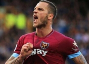 米兰体育官方网站-包含巨星表现不俗，缔造逆转奇迹的词条