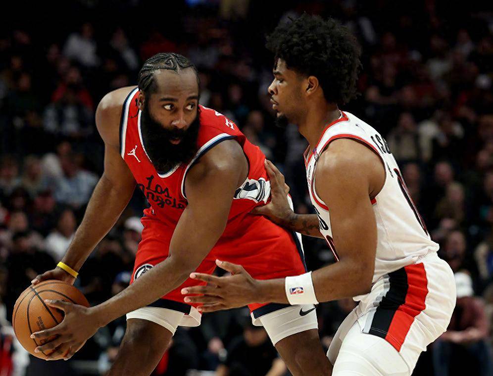 火箭对抗湖人：哈登对决詹皇，胜负难料