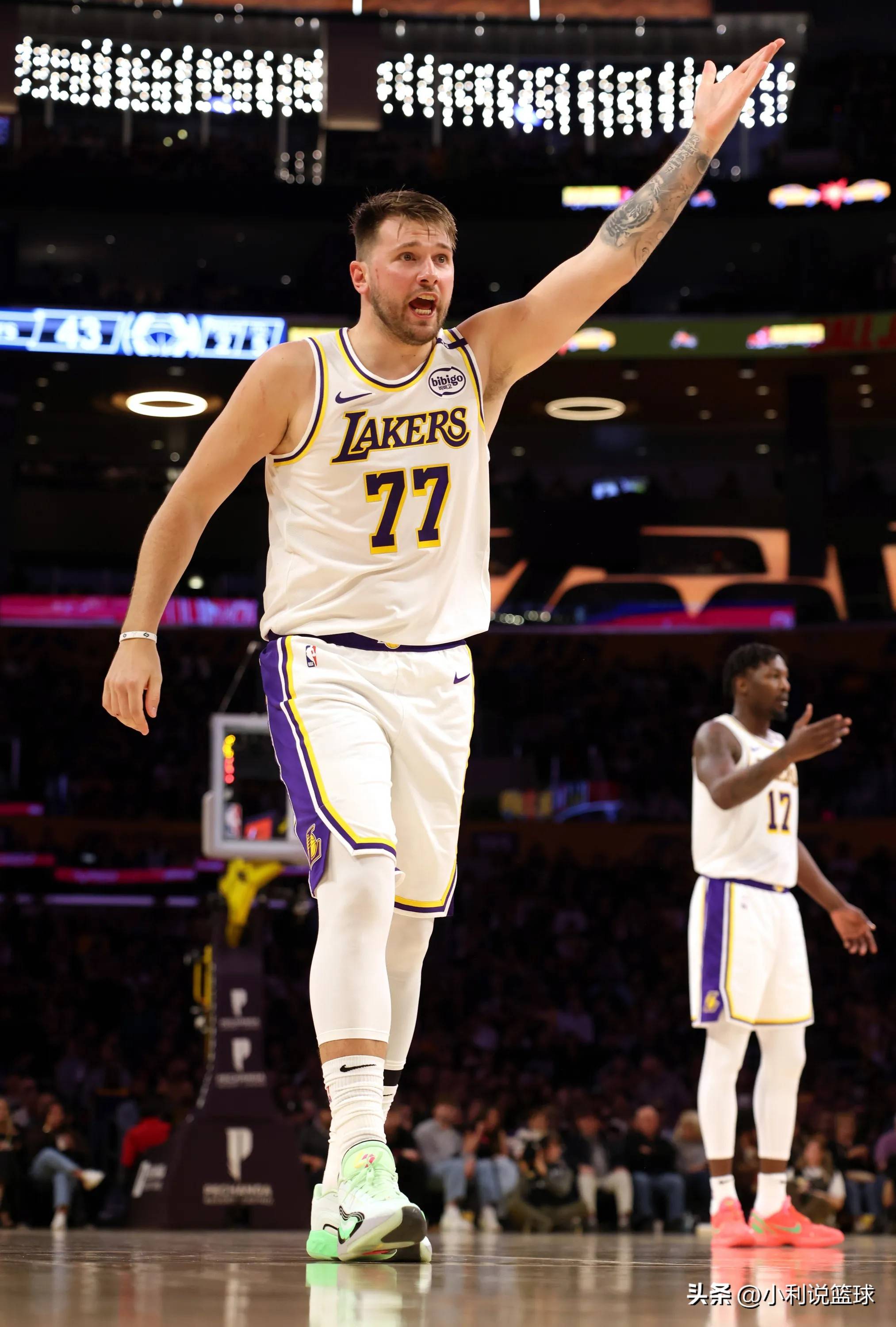 传奇球员再现辉煌，打破僵局助队逆转胜利的简单介绍