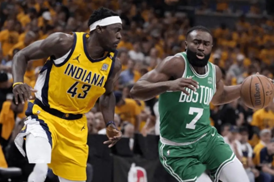 关于步行者主场击败凯尔特人,系列赛2-2平的信息 关于步行者主场击败凯尔特人,系列赛2-2平的信息