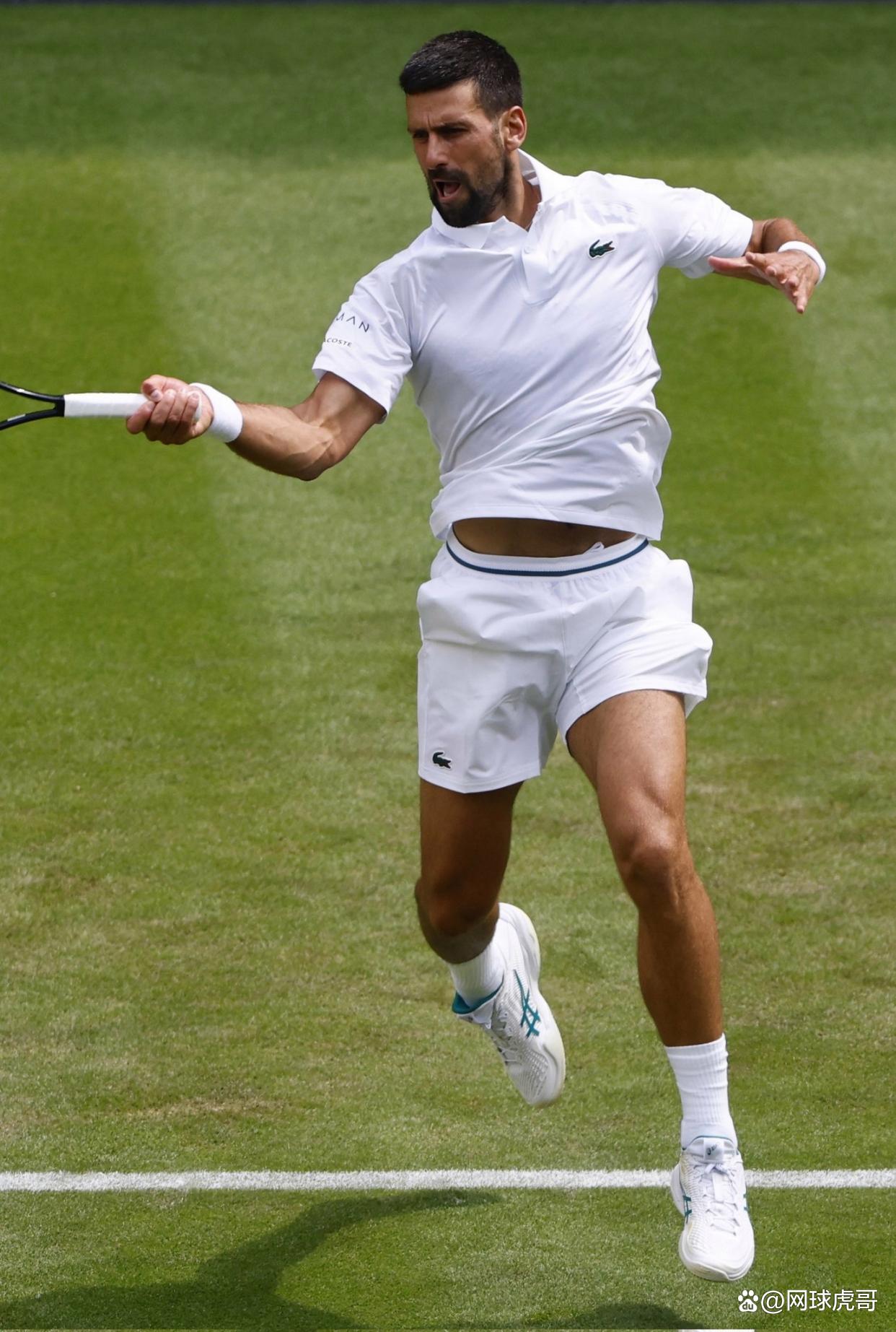 包含世界网球队力克英国网球队，德约科维奇关键制胜的词条